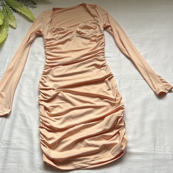 ⭐️sexy Bodycon Long Sleeve Ruched Deep V Square Neck Dress⭐️ - Picture 5 of 7